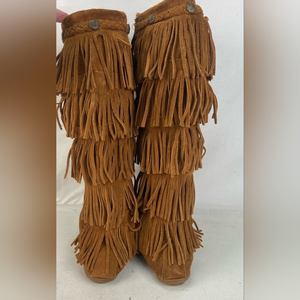 Minnetonka 5 Layer Fringe Brown Tan Suede Boots, Size 6 Suede Boots - Picture 4 of 6